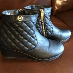 Girls Michael Kors wedge booties